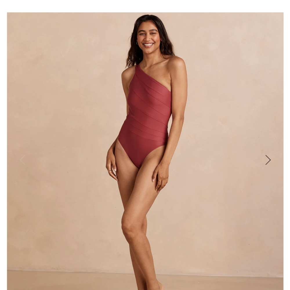Summersalt sidestroke one piece bathing suit